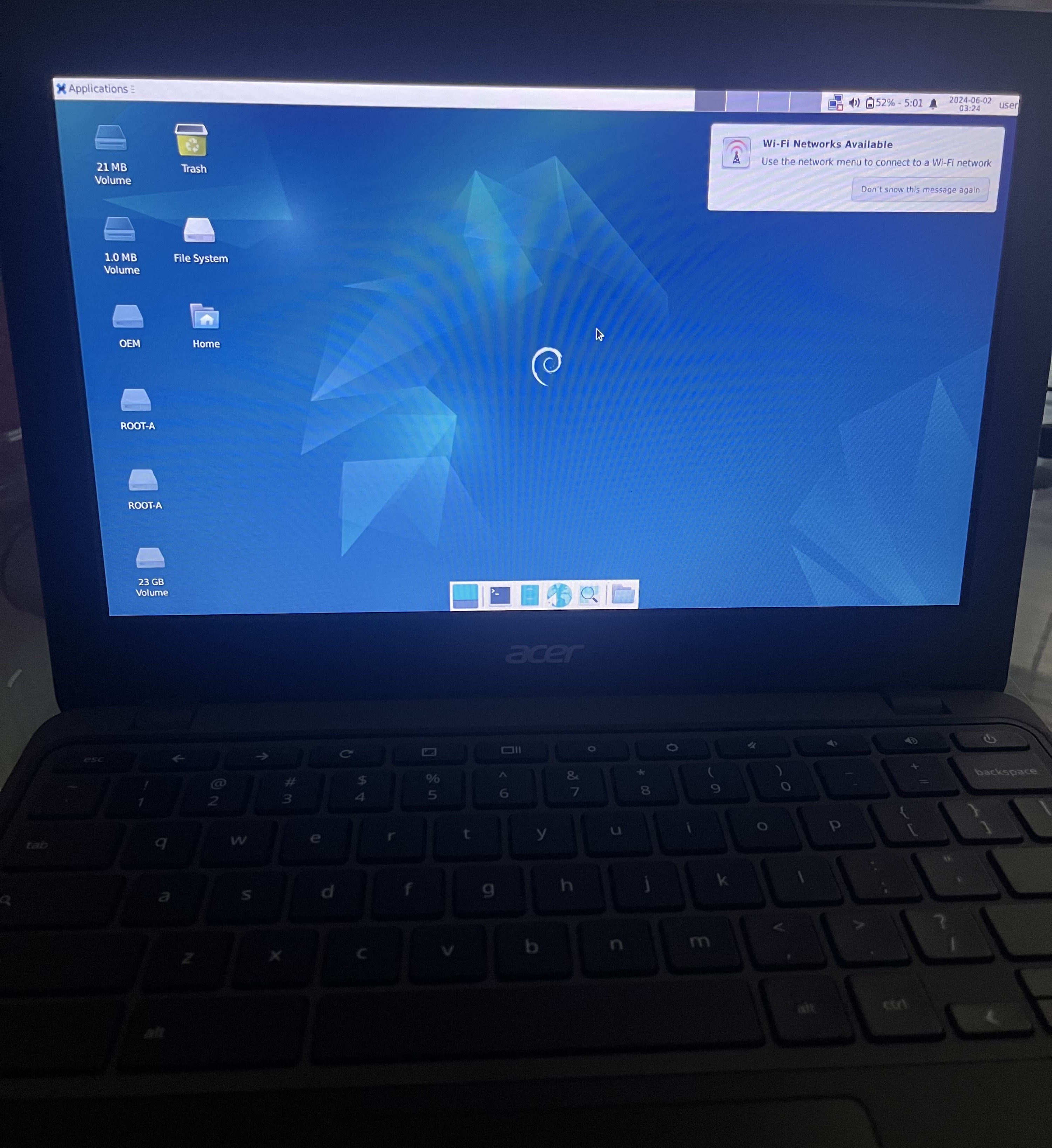 Shimboot (XFCE) on an Acer Chromebook 311 C722.