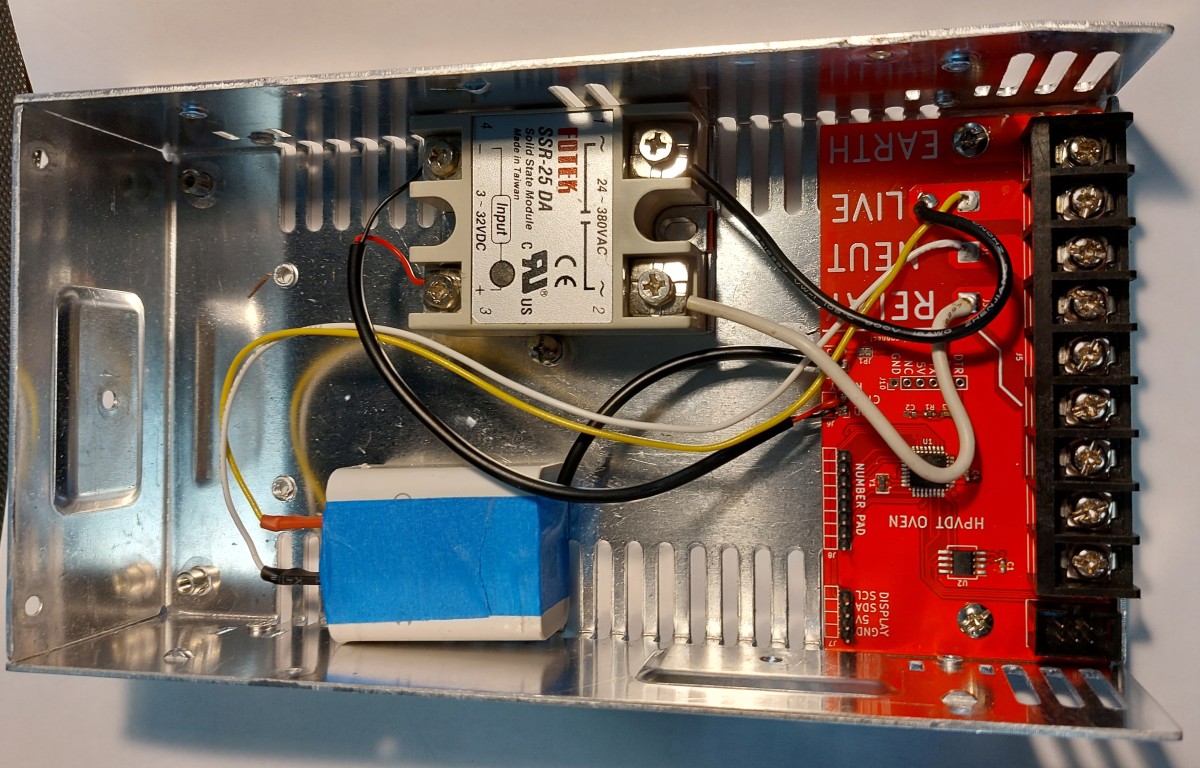 The internal layout of the present oven system