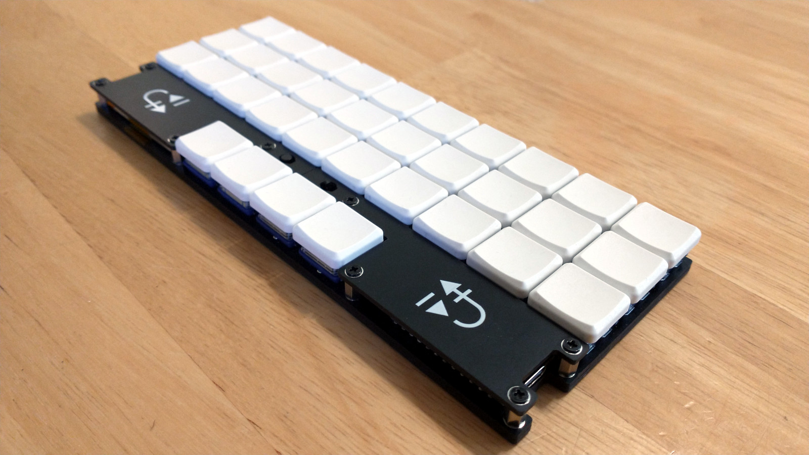 Fract keyboard from a top angle view