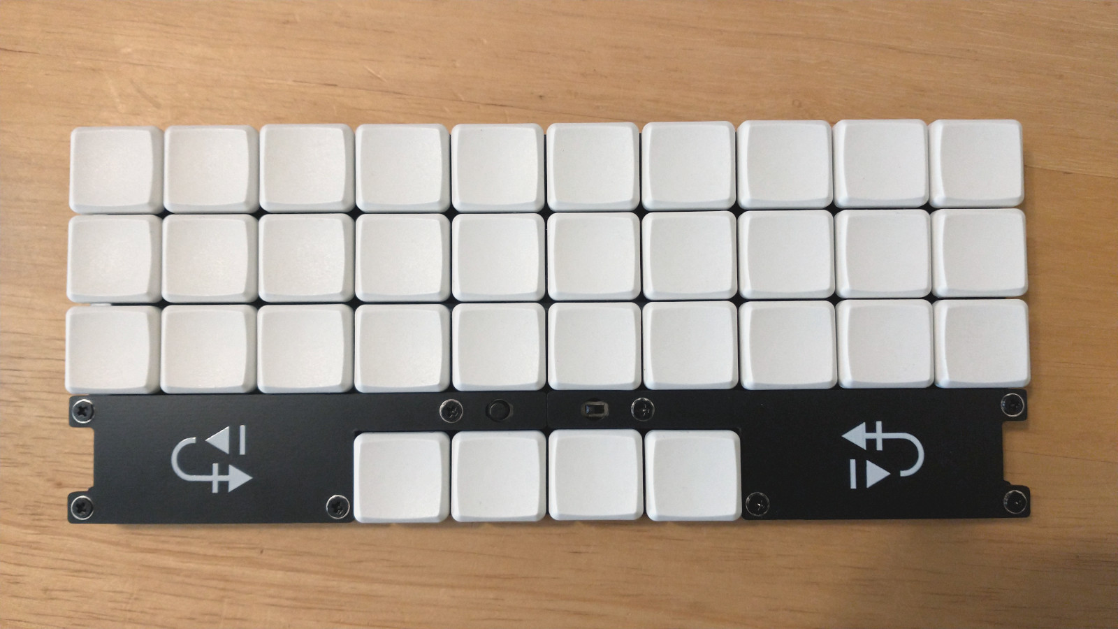 Fract keyboard from a top view